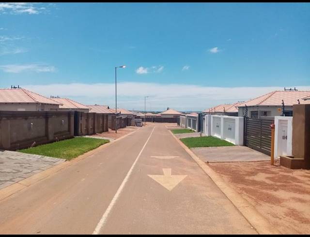 3 BEDROOM HOUSE FOR SALE IN RIVERSDALE